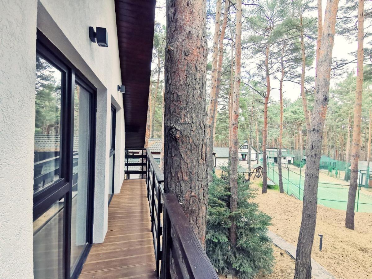 Complex Parc Pini Moinesti Hotel Exterior foto